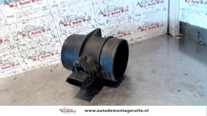 O116633 Gebruikte luchthoeveelheidsmeter Kia Sorento