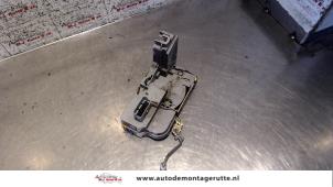 O83733 Gebruikte portierslot mechaniek 4deurs rechts-voor Peugeot 307