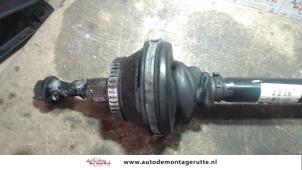 O111566 Gebruikte cardanas rechts-voor (vwa) Volkswagen Passat