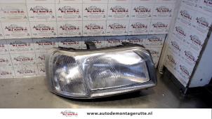 O74037 Gebruikte koplamp rechts Landrover Freelander