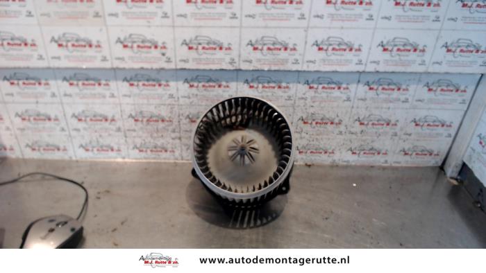 Gebruikte Kachel Ventilatiemotor Daewoo Tacuma O130080