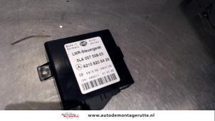 O115848 Gebruikte computer verlichting Mercedes E-Klasse