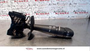 O103672 Gebruikte schakelaar ruitenwisser Renault Megane Scenic