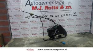 O83876 Gebruikte slotmechaniek portier 4deurs rechts-achter Mercedes C-Klasse