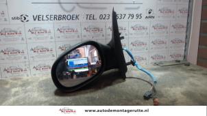 O85183 Gebruikte spiegel buiten links Citroen C2