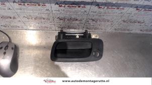 O80069 Gebruikte deurgreep 4deurs links-voor Opel Zafira