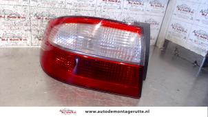 O93826 Gebruikte achterlicht links Renault Laguna