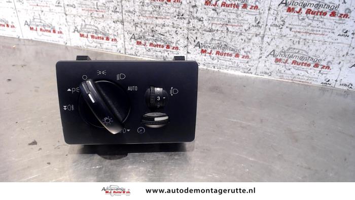 Gebruikte Schakelaar Licht Ford Focus O100966