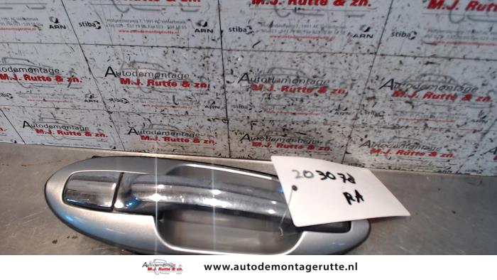 Gebruikte Portiergreep 4Deurs rechts-achter Kia Magentis O89628