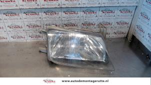 O74540 Gebruikte koplamp rechts Suzuki Swift