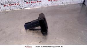 O116870 Gebruikte luchthoeveelheidsmeter Toyota Yaris
