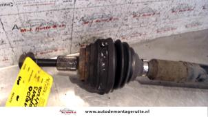 O111680 Gebruikte cardanas rechts-voor (vwa) Skoda Octavia
