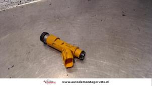 O121472 Gebruikte injector (benzine injectie) Skoda Fabia