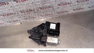 O89991 Gebruikte motor electrisch raam Volkswagen Golf