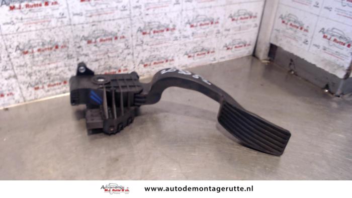 Gebruikte Gaspedaal Fiat Punto Grande O110391