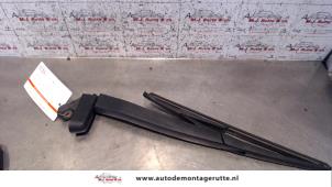 O97519 Gebruikte ruitenwisserarm achter Fiat Punto Grande