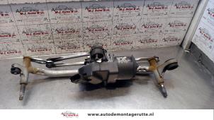 O118997 Gebruikte ruitenwismotor+mechaniek Peugeot 1007