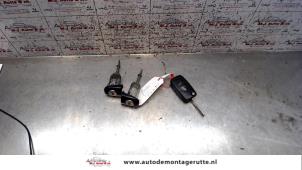 O81461 Gebruikte cilinderslot portier links Volkswagen Passat