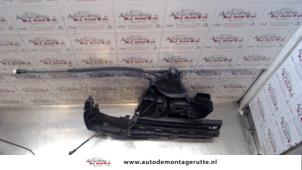 O83796 Gebruikte slotmechaniek portier 4deurs rechts-voor Volvo V50