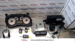 O82110 Gebruikte set cilindersloten (compleet) Fiat Punto Grande