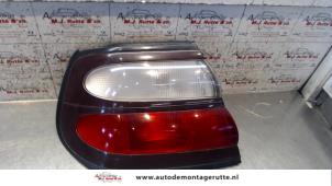O93356 Gebruikte achterlicht links Nissan Almera