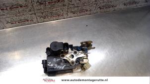 O83704 Gebruikte portierslot mechaniek 4deurs rechts-voor Daewoo Kalos