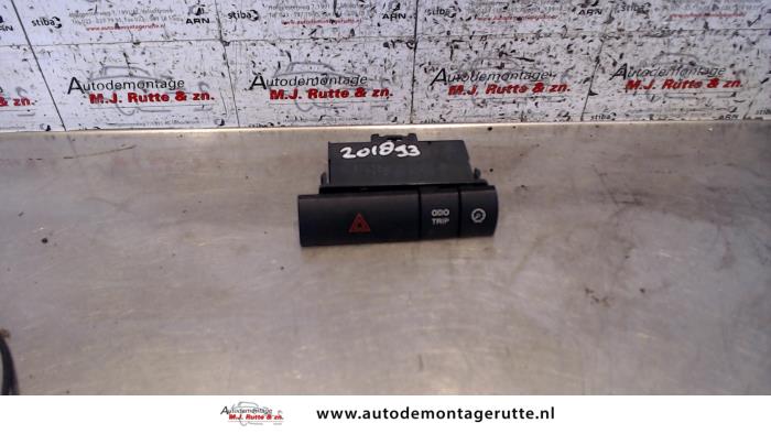 Gebruikte Paniekverlichtings Schakelaar Toyota Prius O104648