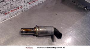 O119812 Gebruikte nokkenas verstelling Volkswagen Golf