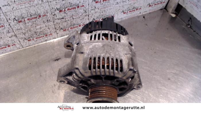 Gebruikte Alternator Renault Megane Scenic O124457