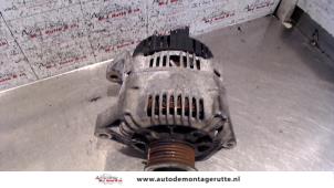 O124457 Gebruikte alternator Renault Megane Scenic