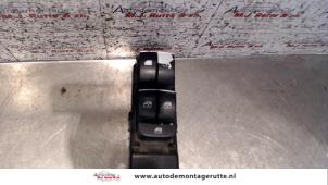 O109444 Gebruikte combischakelaar ramen Saab 9-3