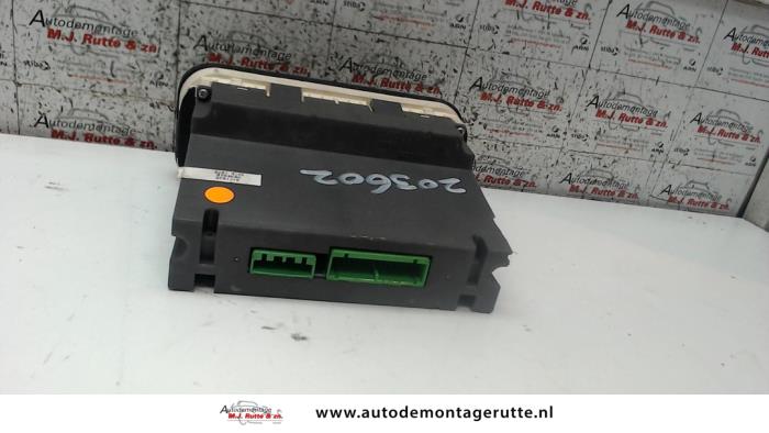 Kachel Bedieningspaneel van een Volvo V70 (GW/LW/LZ) 2.5 10V 1998