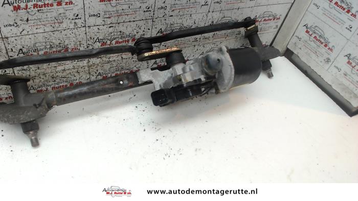 Ruitenwismotor+Mechaniek van een Kia Rio II (DE) 1.4 16V 2006