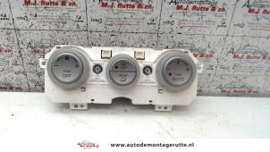 O100329 Gebruikte chaufage bedieningspaneel Mazda 6.