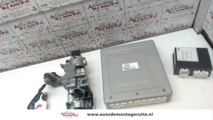 O113747 Gebruikte kontaktslot + computer Mazda 6.
