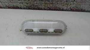 O110228 Gebruikte binnenverlichting voor Renault Megane