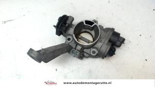 O123265 Gebruikte gasklephuis Renault Twingo