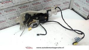 O82862 Gebruikte slotmechaniek portier 4deurs links-voor Mercedes S-Klasse