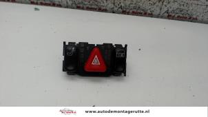 O104016 Gebruikte paniekverlichtings schakelaar Mercedes C-Klasse