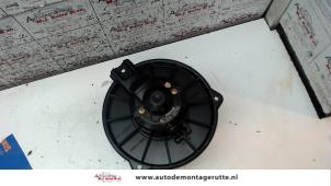 O130472 Gebruikte kachel ventilatiemotor Suzuki Ignis