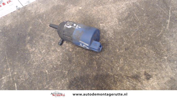 Gebruikte Ruitensproeierpomp voor Volvo S40/V40 O115600