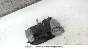 O83718 Gebruikte portierslot mechaniek 4deurs rechts-voor Citroen Picasso