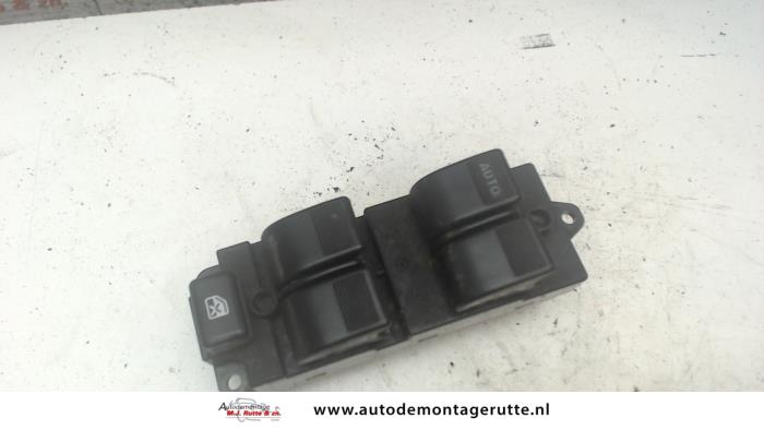 Gebruikte Combischakelaar ramen Mazda Premacy O108831