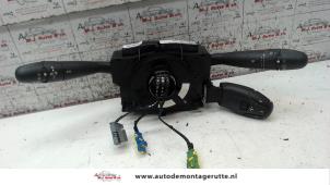 O102911 Gebruikte licht + raw schakelaar Peugeot 206