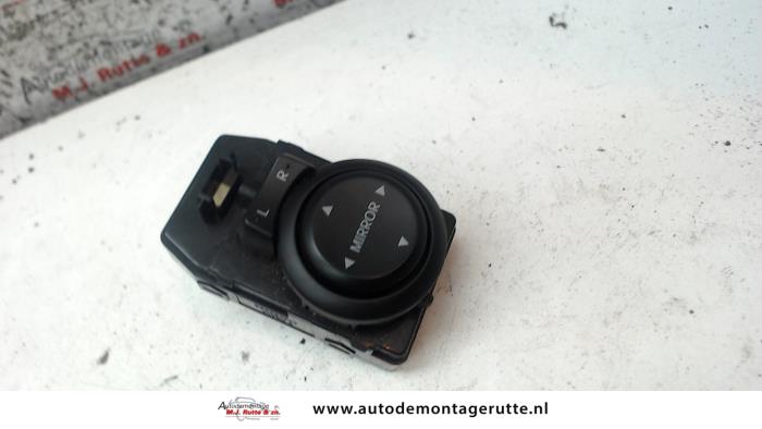 Gebruikte Schakelaar Spiegel Hyundai H300 O105928