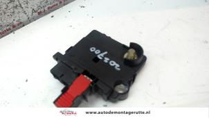 O104750 Gebruikte overspanningsrelais Mercedes S-Klasse