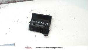 O92159 Gebruikte handgreep achterklep Ssang Yong Korando