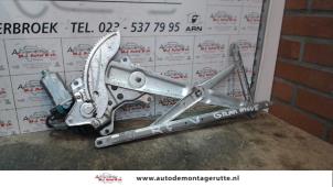 O79497 Gebruikte ruitmechaniek 4deurs rechts-voor Daihatsu Gran Move