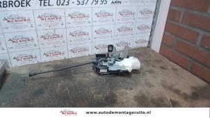 O83788 Gebruikte portierslot mechaniek 4deurs rechts-voor Volvo V40