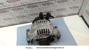 O124052 Gebruikte dynamo Opel Vectra